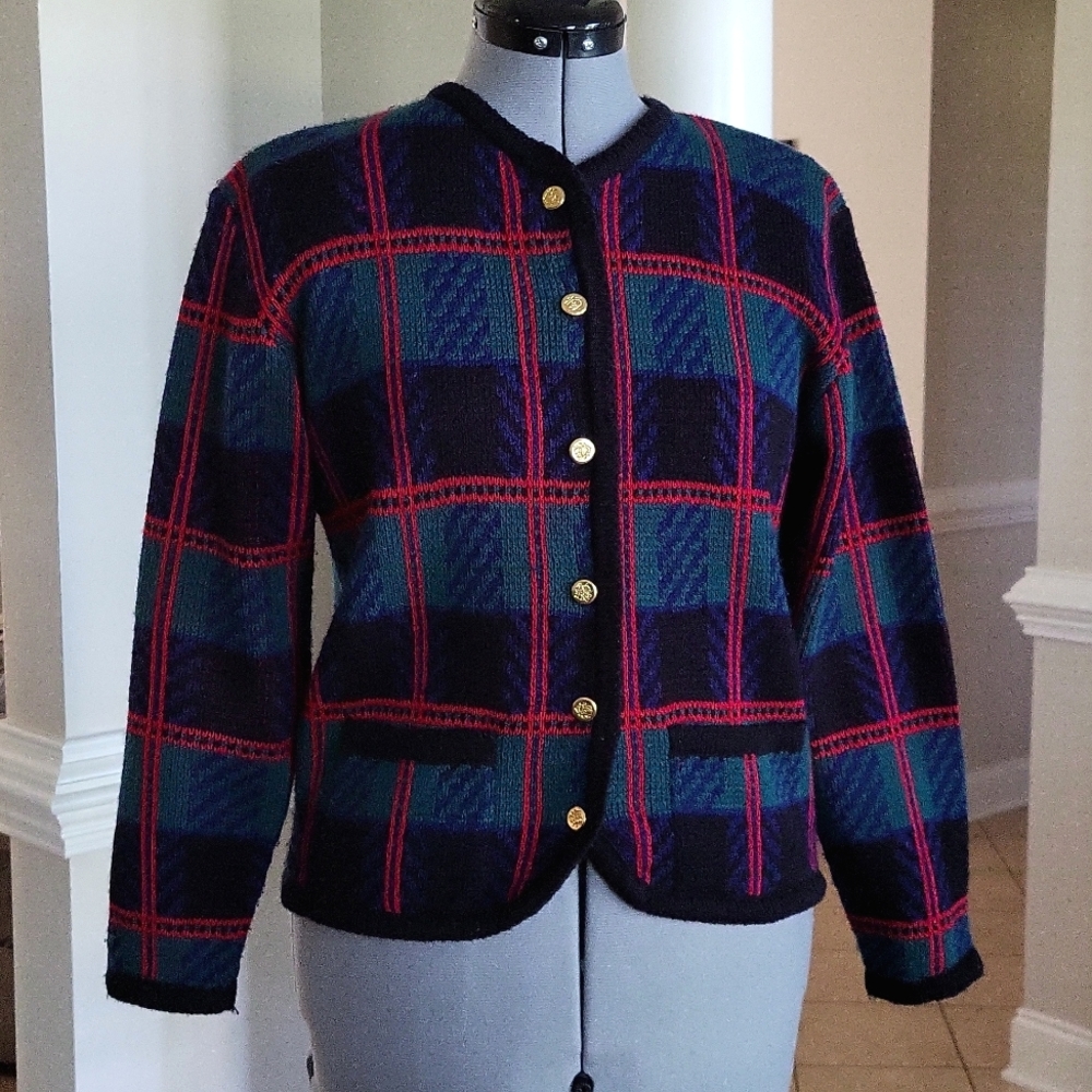 Vintage Tally-Ho Plaid Sweater 60s Size Small Tartan Plaid